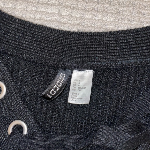 Divided by H&M Cropped Sweater - Picture 4 of 5